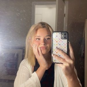 Meet your Posher, Kelsey